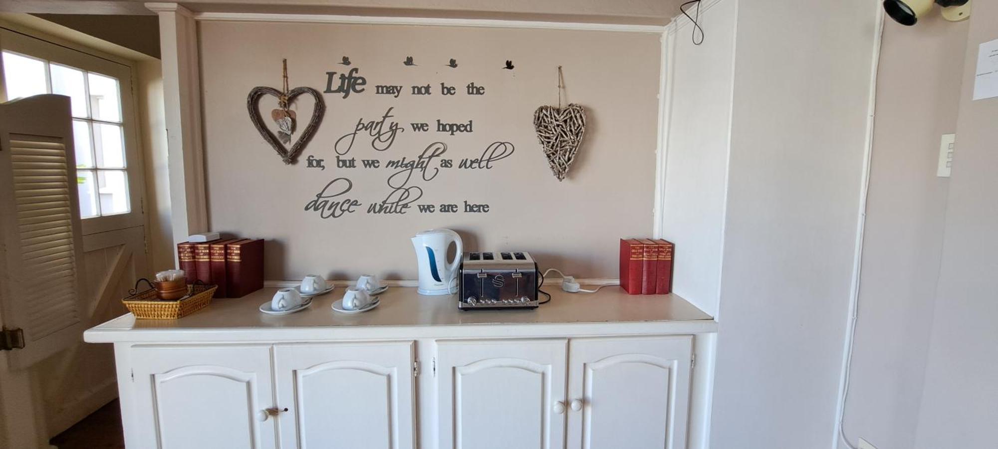 Raston Guest House แลมเบิร์ตส์เบย์ ภายนอก รูปภาพ