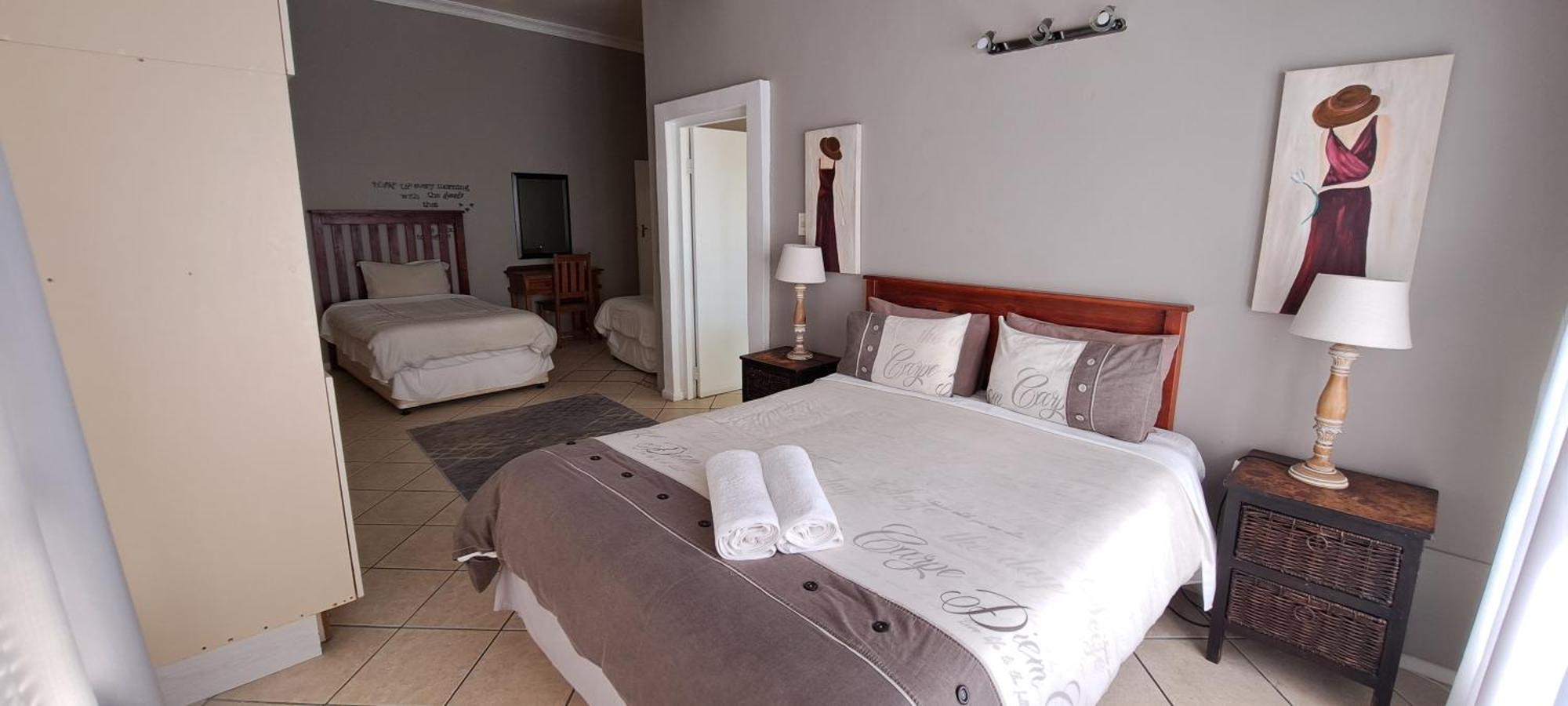 Raston Guest House แลมเบิร์ตส์เบย์ ภายนอก รูปภาพ